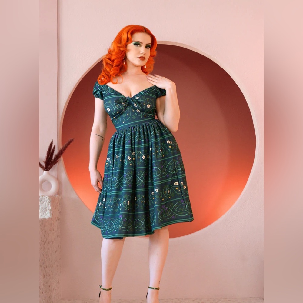 NWT: Natalie Dress in Celtic Unity Print, Large, Laura Byrnes & Hope Johnstun